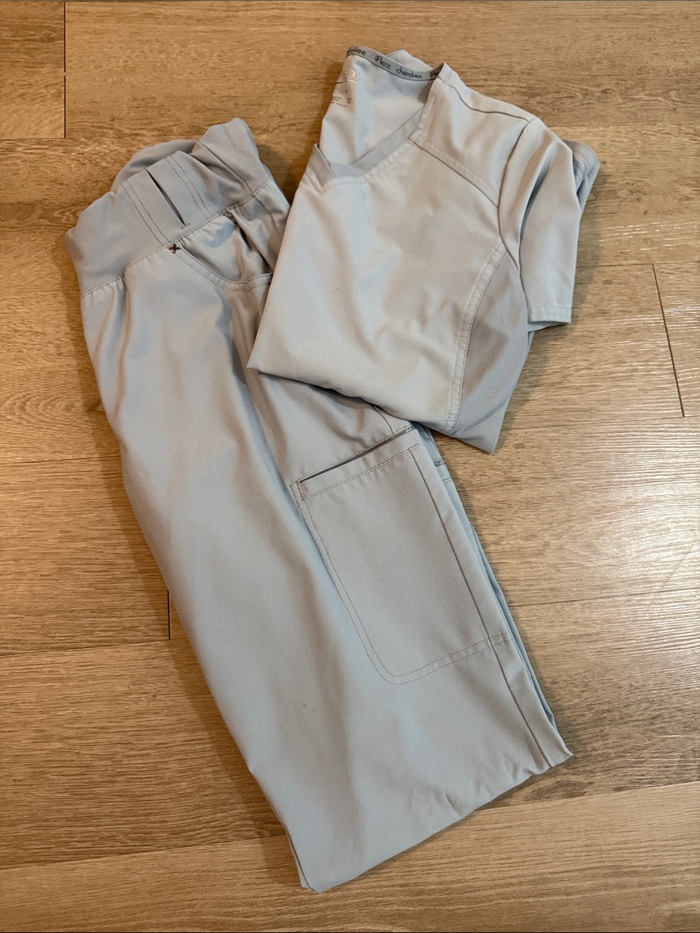 Cherokee Light Gray Women's Jogger Scrub Pants and Top Set